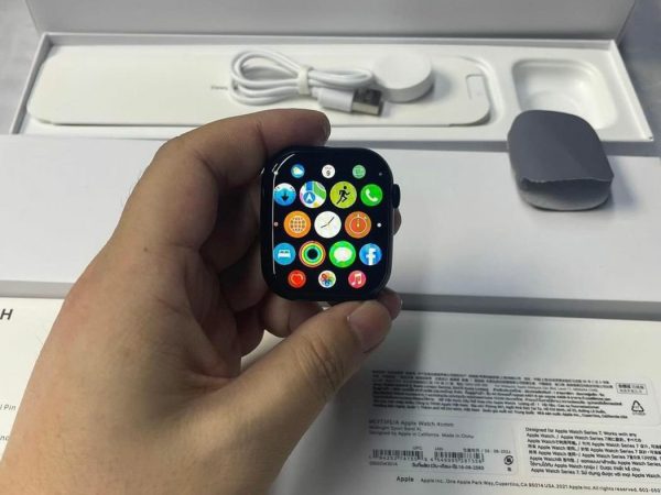 Apple watch series 8 Liquidation Pallet — wholesale liquidation pallet for sale — Liquidation