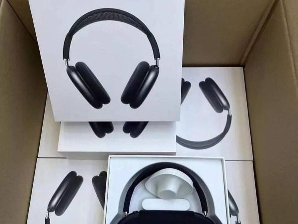 airpods max Liquidation Pallet — wholesale liquidation pallet for sale — Liquidation Pallet Co