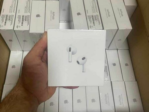 Wholesale Apple Airpods pro pallets — wholesale liquidation pallet for sale — Liquidation Pallet