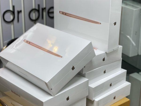 MacBook Air/Pro Liquidation Pallet — wholesale liquidation pallet for sale — Liquidation Pallet Co