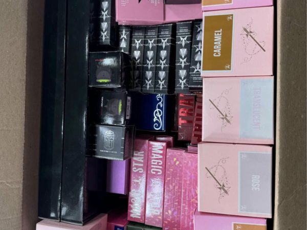 Wholesale Jeffree star cosmetics pallet — wholesale liquidation pallet for sale — Liquidation Pallet