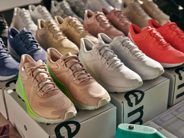 Lululemon shoes Liquidation Pallet — wholesale lululemon liquidation pallet — Liquidation Pallet Co Miami