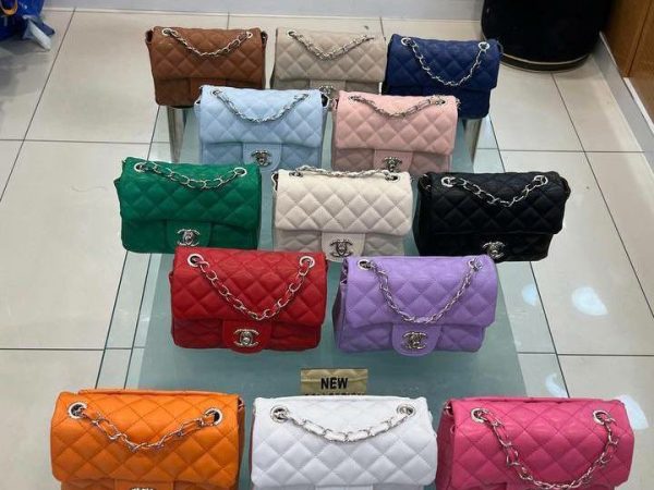Wholesale Woman bags & purse pallets — wholesale liquidation pallet for sale — Liquidation